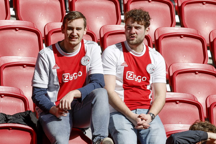 Fans van Ajax in de Johan Cruijff ArenA