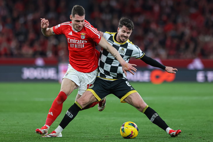 Marco van Ginkel in actie voor Boavista