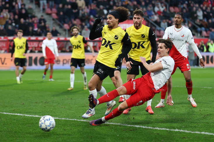 Victor Jensen tegen NAC Breda