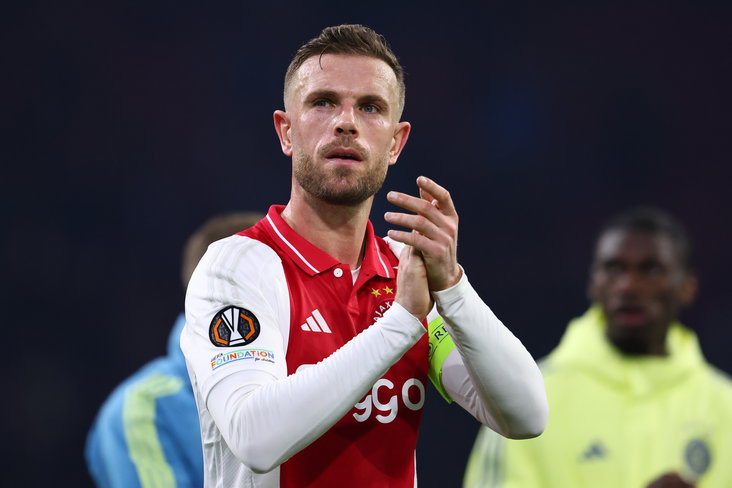 Jordan Henderson in het Europa League-shirt
