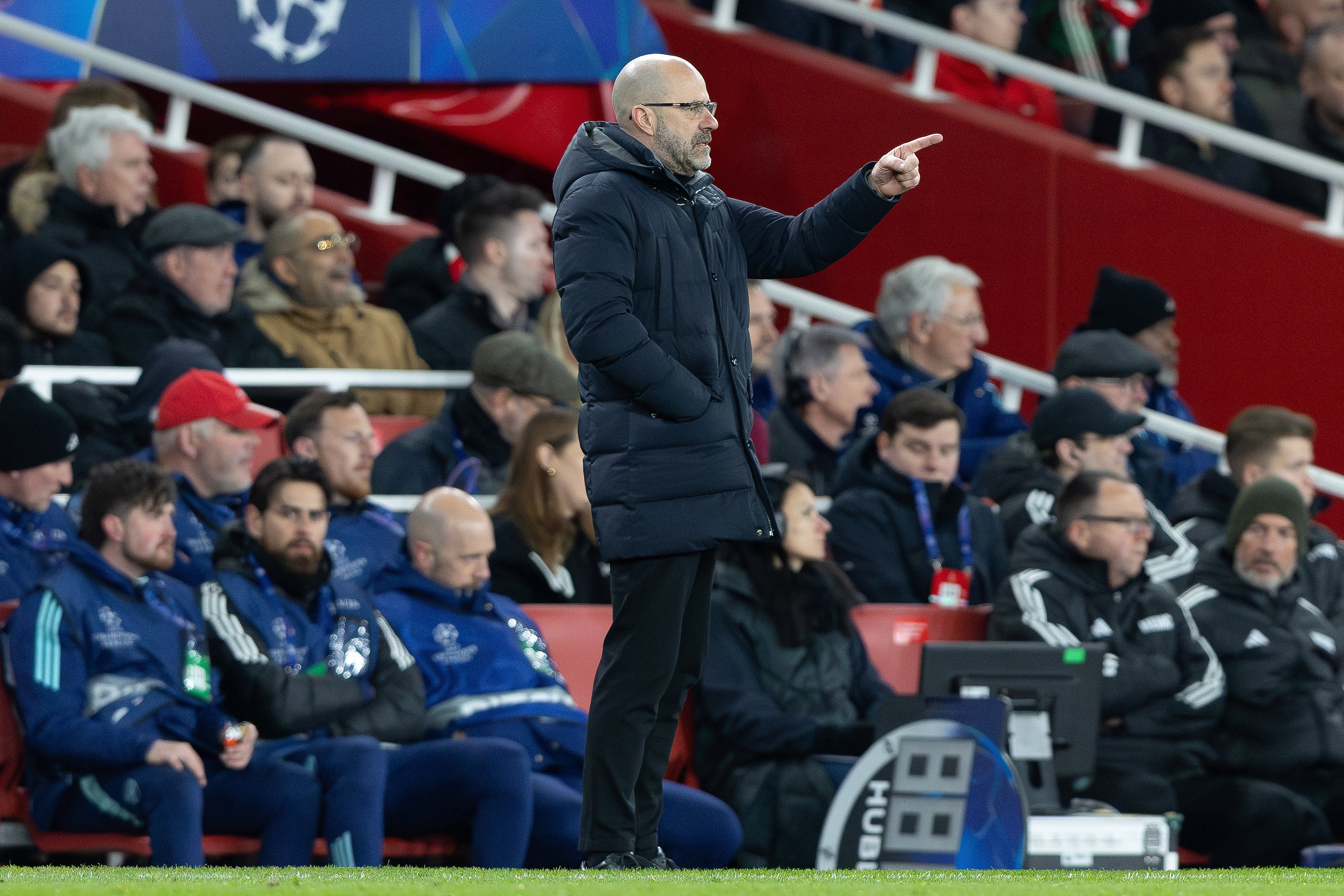 Peter Bosz in het Emirates Stadium