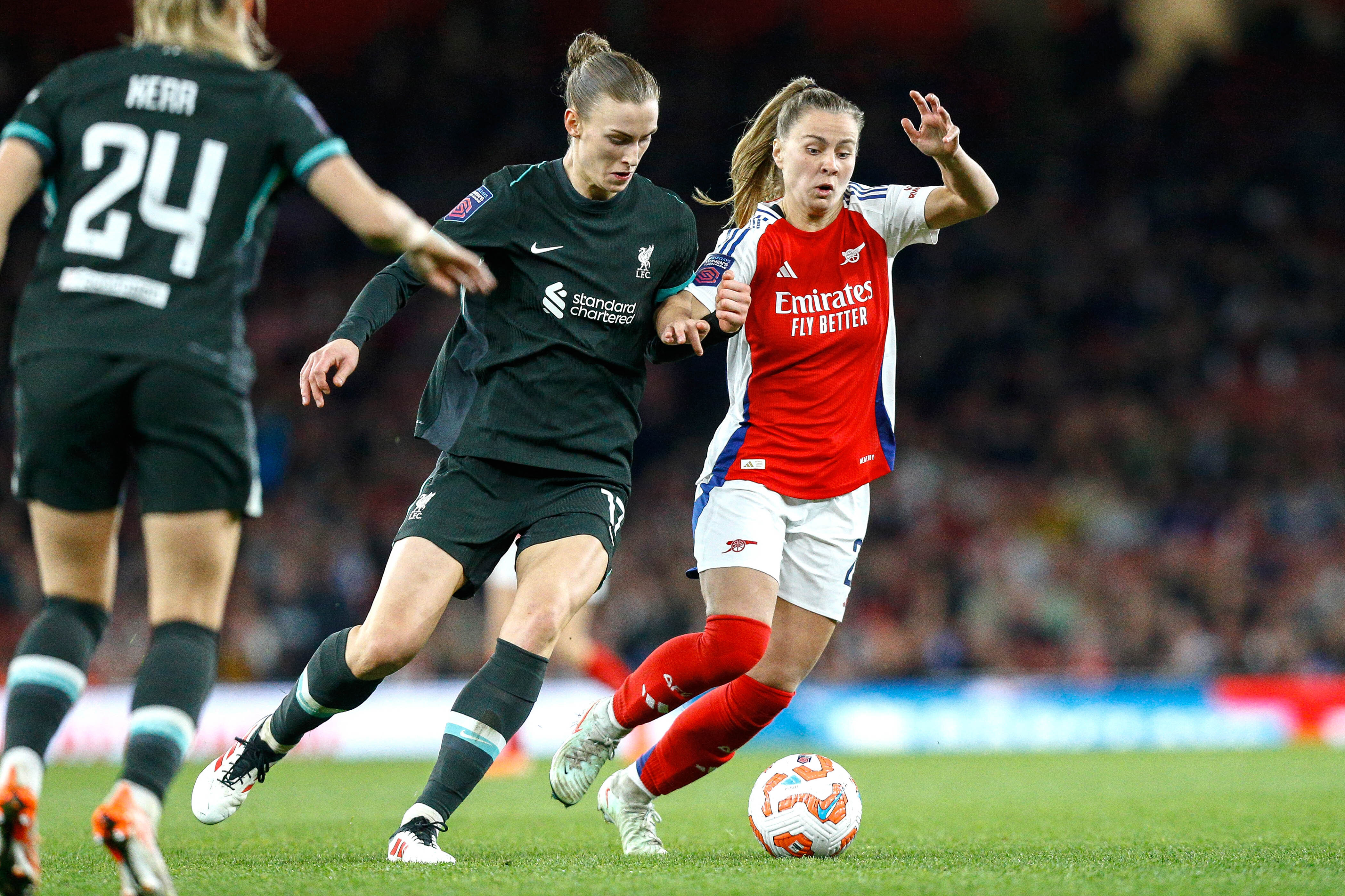 Victoria Pelova maakt rentree tegen Liverpool