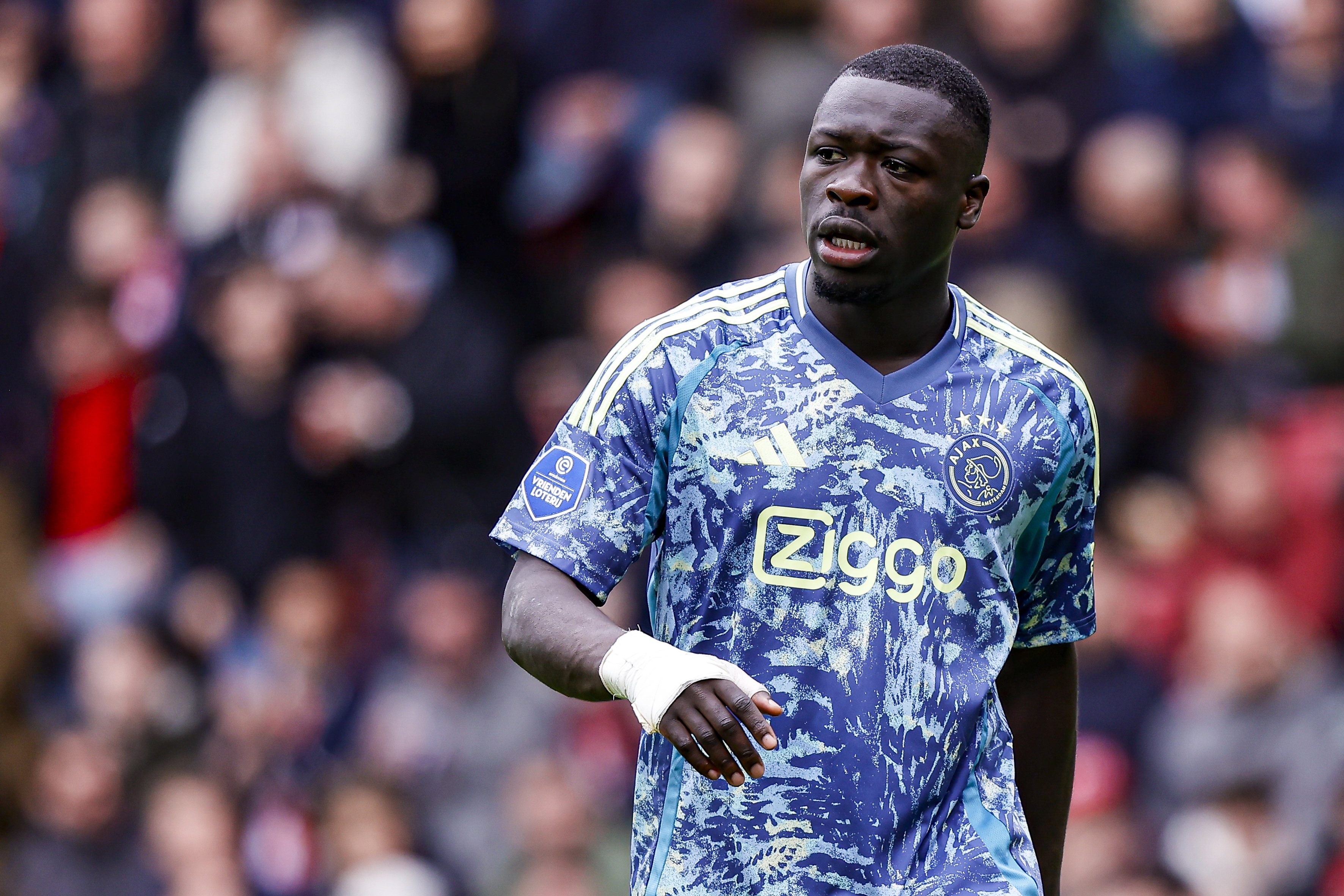 Brian Brobbey baalt