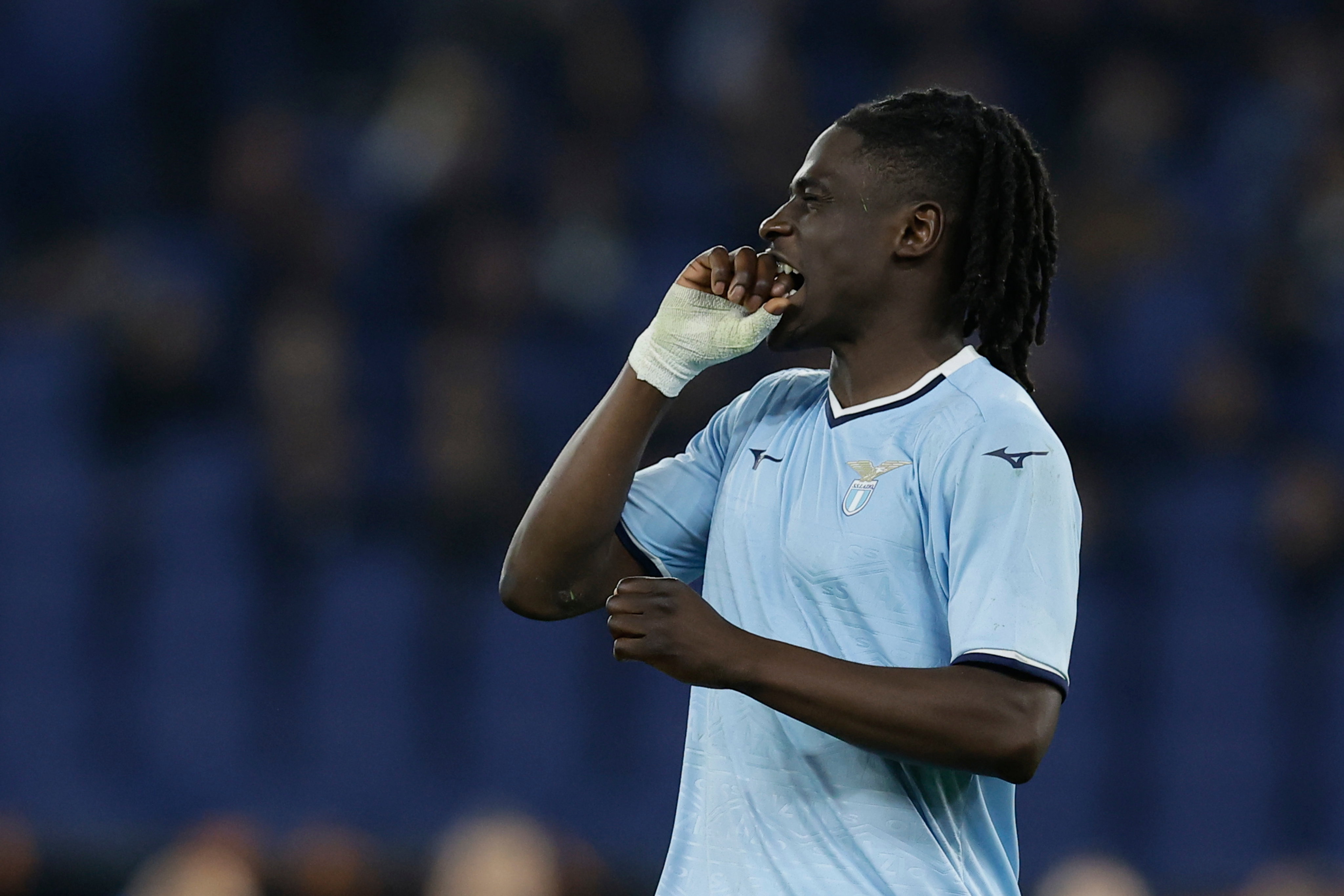 Loum Tchaouna namens Lazio Roma