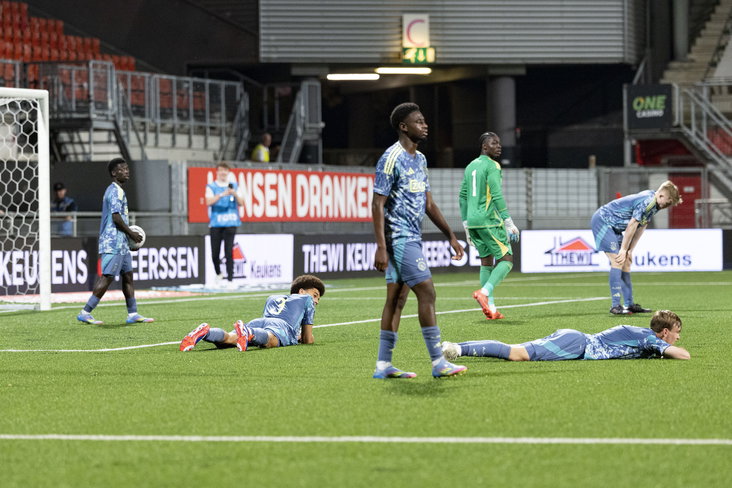 Jong Ajax baalt van de tegentreffer