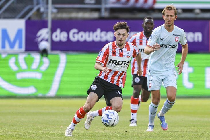 Mitchell van Bergen en Michel Vlap tegen elkaar
