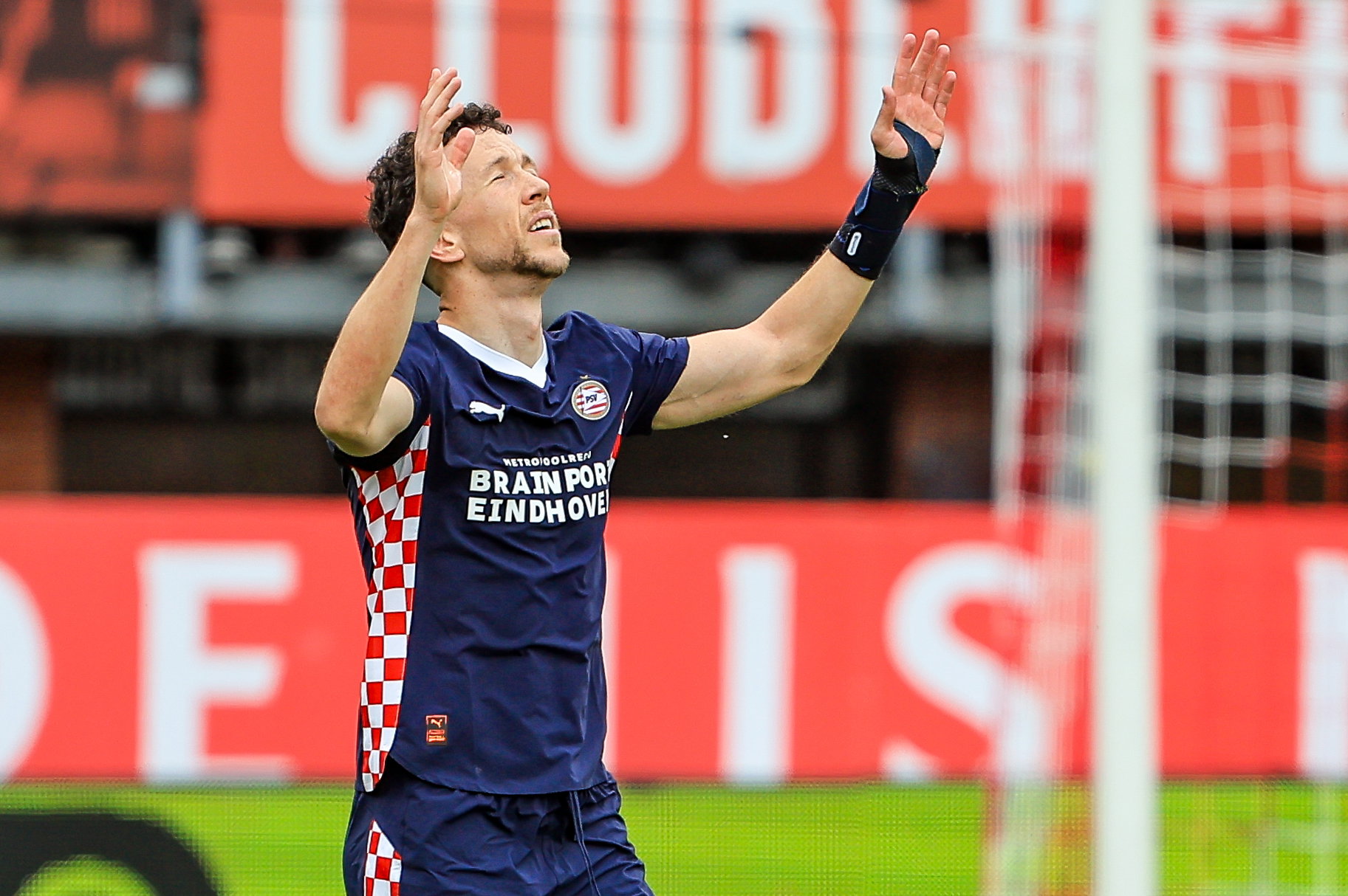 Ivan Perisic na zijn treffer in het kampioensduel van PSV