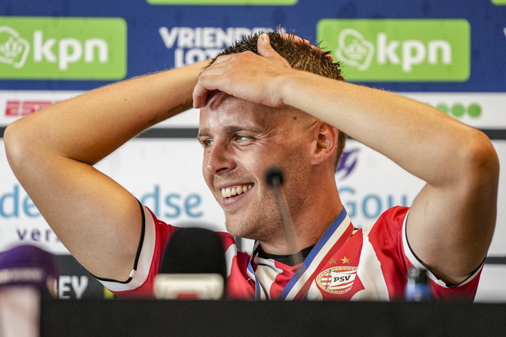 Joey Veerman op de persconferentie na het kampioensduel tegen Sparta