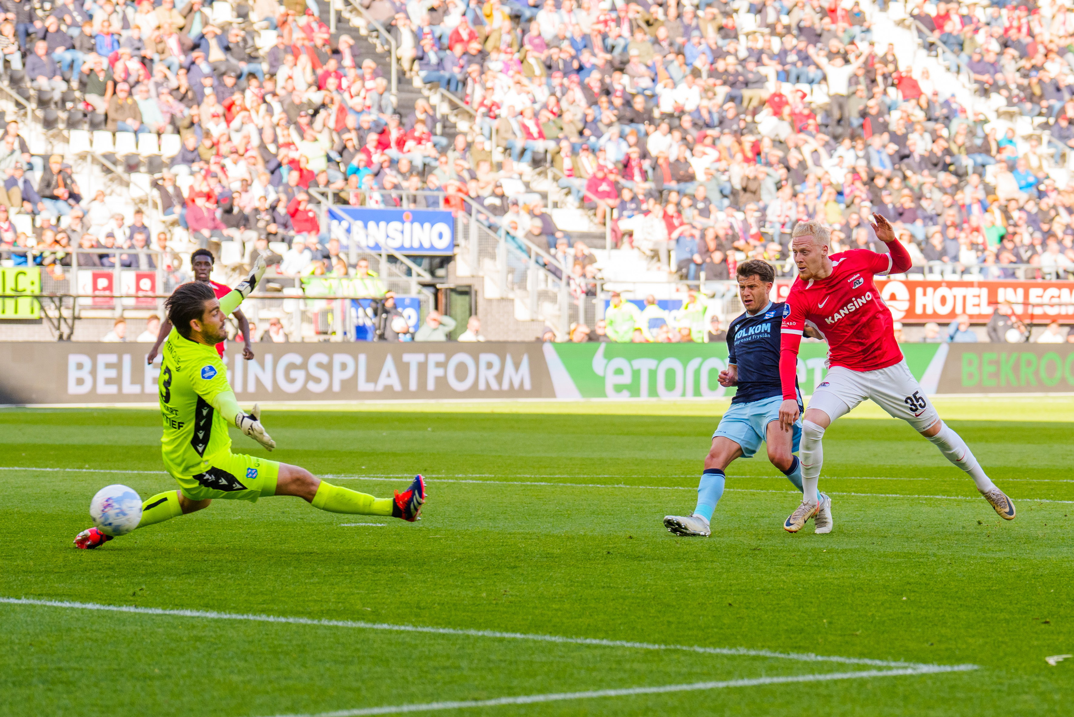 Mexx Meerdink scoorde een hattrick tegen SC Heerenveen
