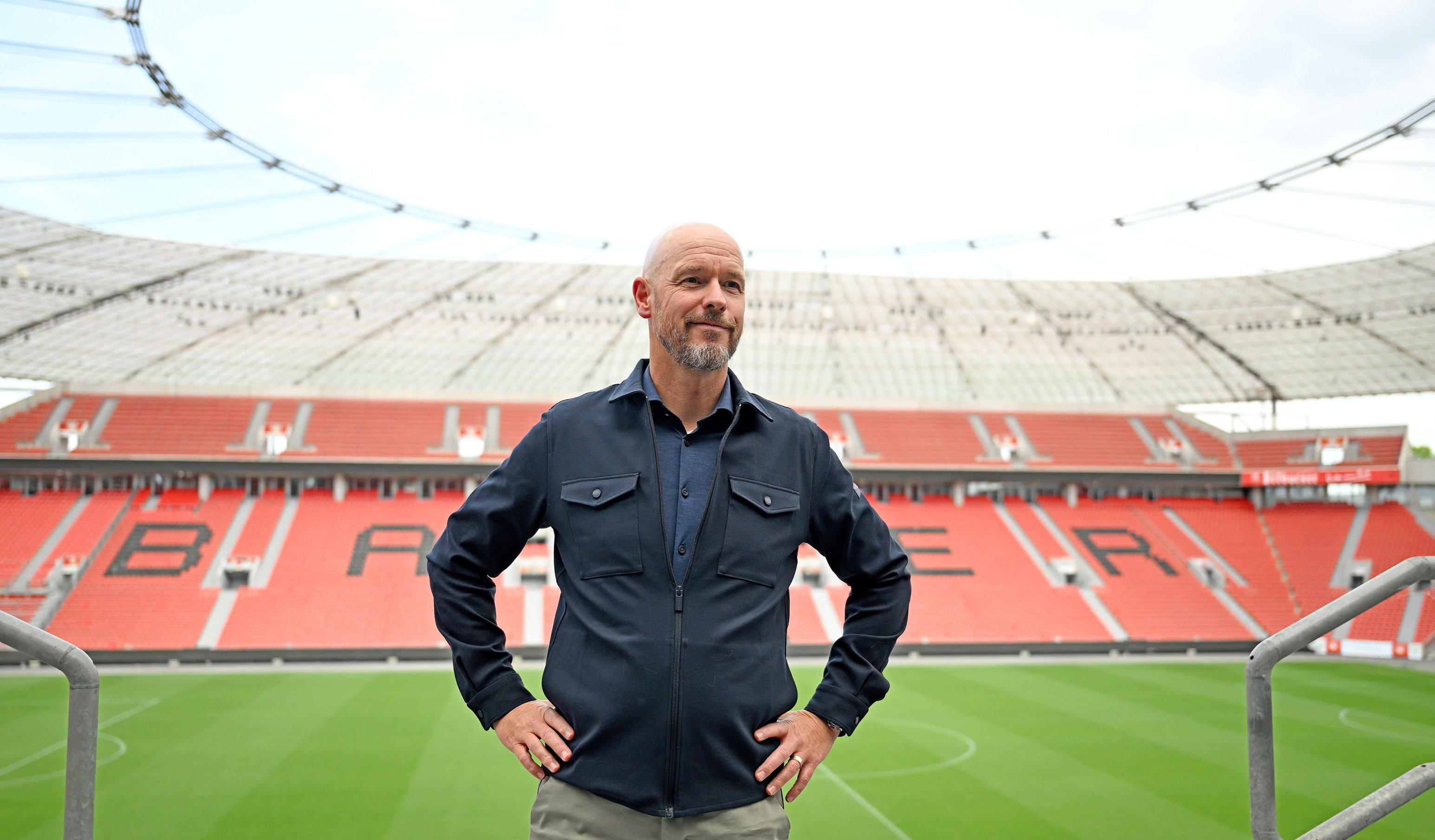 Erik ten Hag in de BayArena