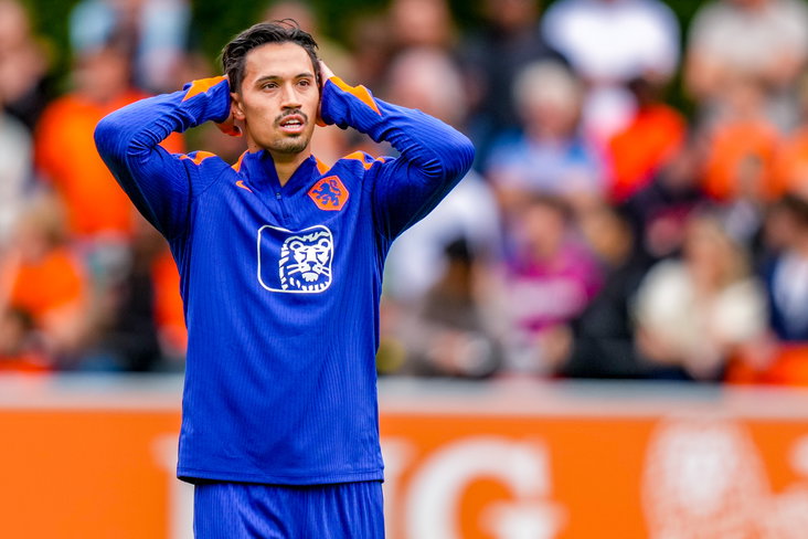 Tijjani Reijnders bij de training van het Nederlands elftal