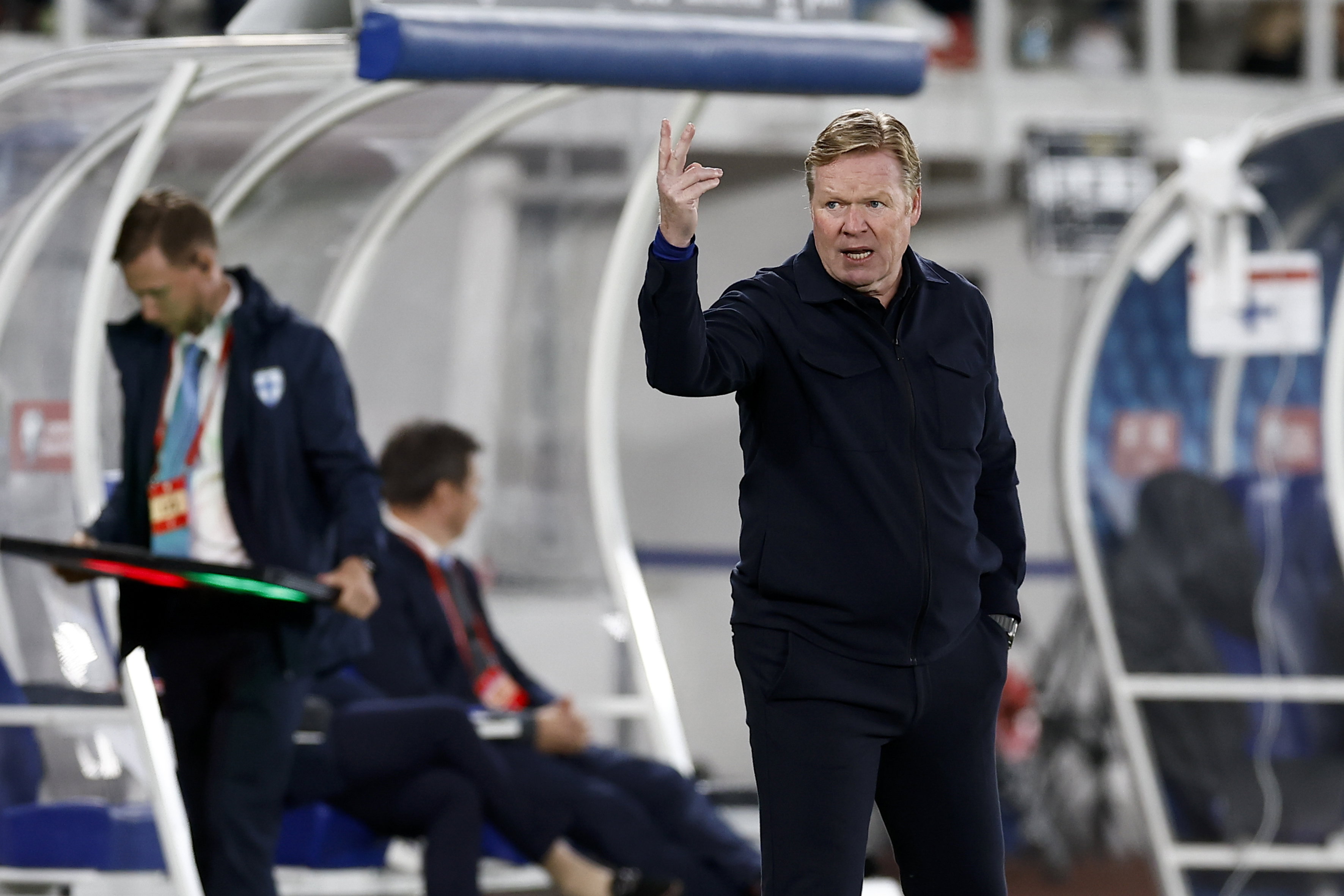 Ronald Koeman bij interland tegen Finland