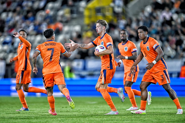 Luciano Valente na zijn goal voor Jong Oranje