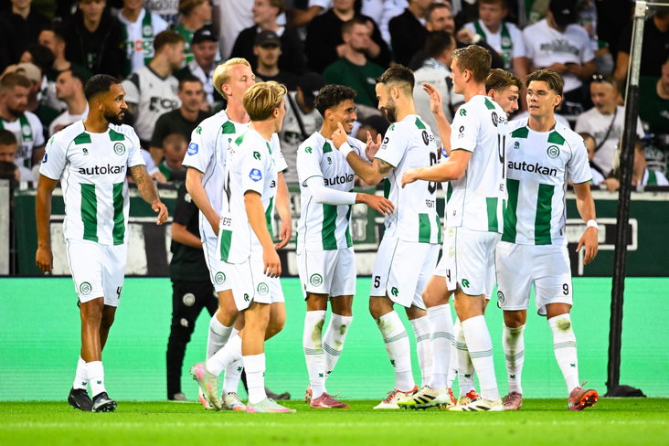 Spelers van FC Groningen juichen