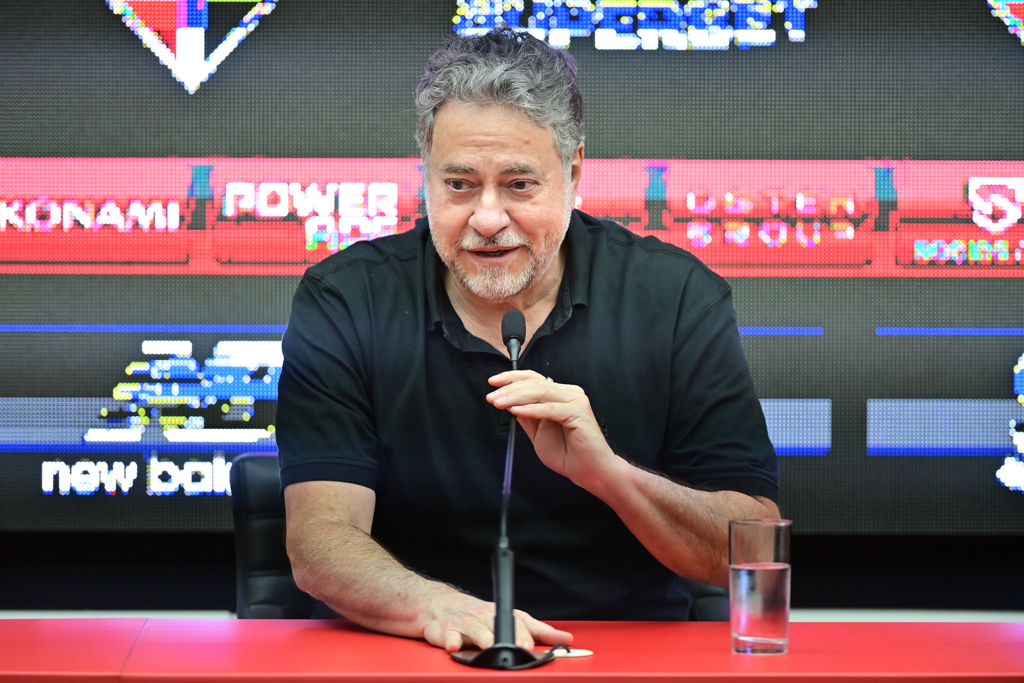 Julio Casares
