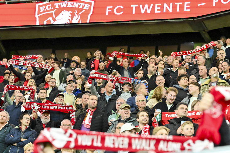 Supporters van FC Twente in De Grolsch Veste