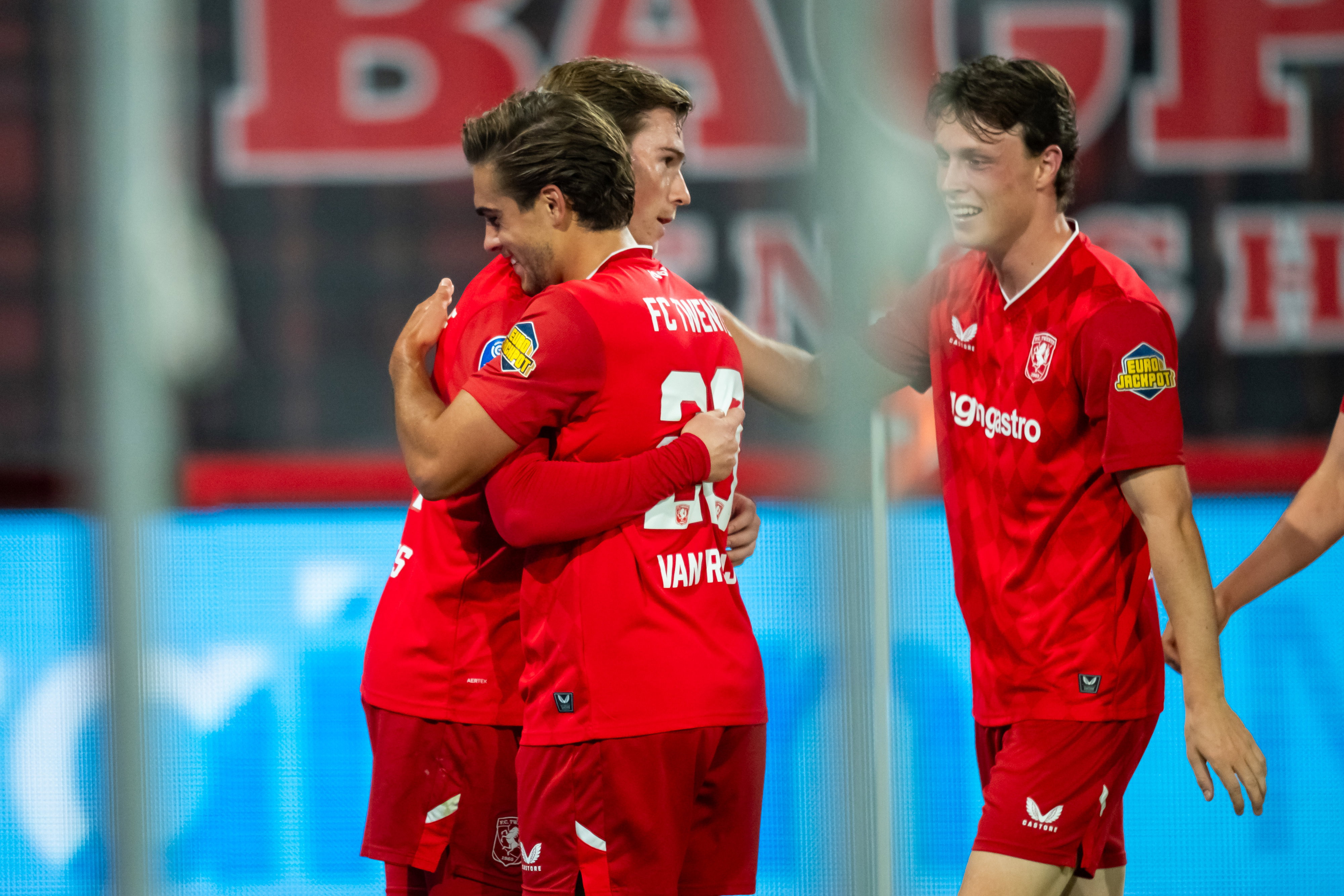 Bart van Rooij wordt gefeliciteerd