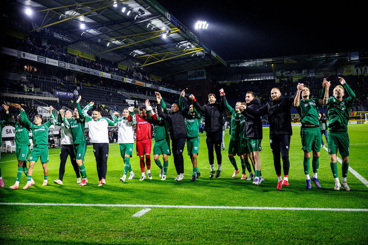 FC Groningen wint bij NAC Breda en bedankt de meegereisde fans