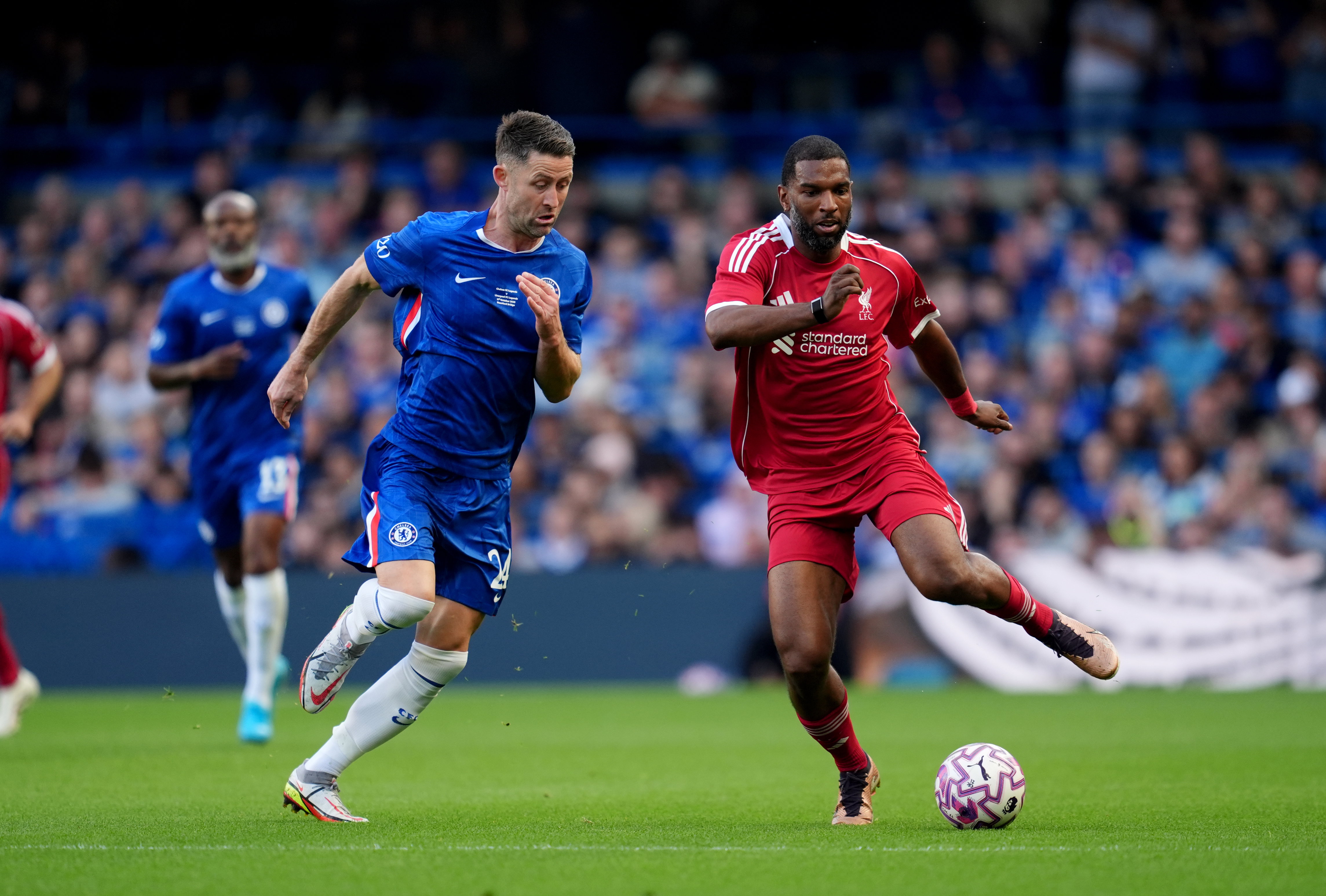 Ryan Babel namens Liverpool