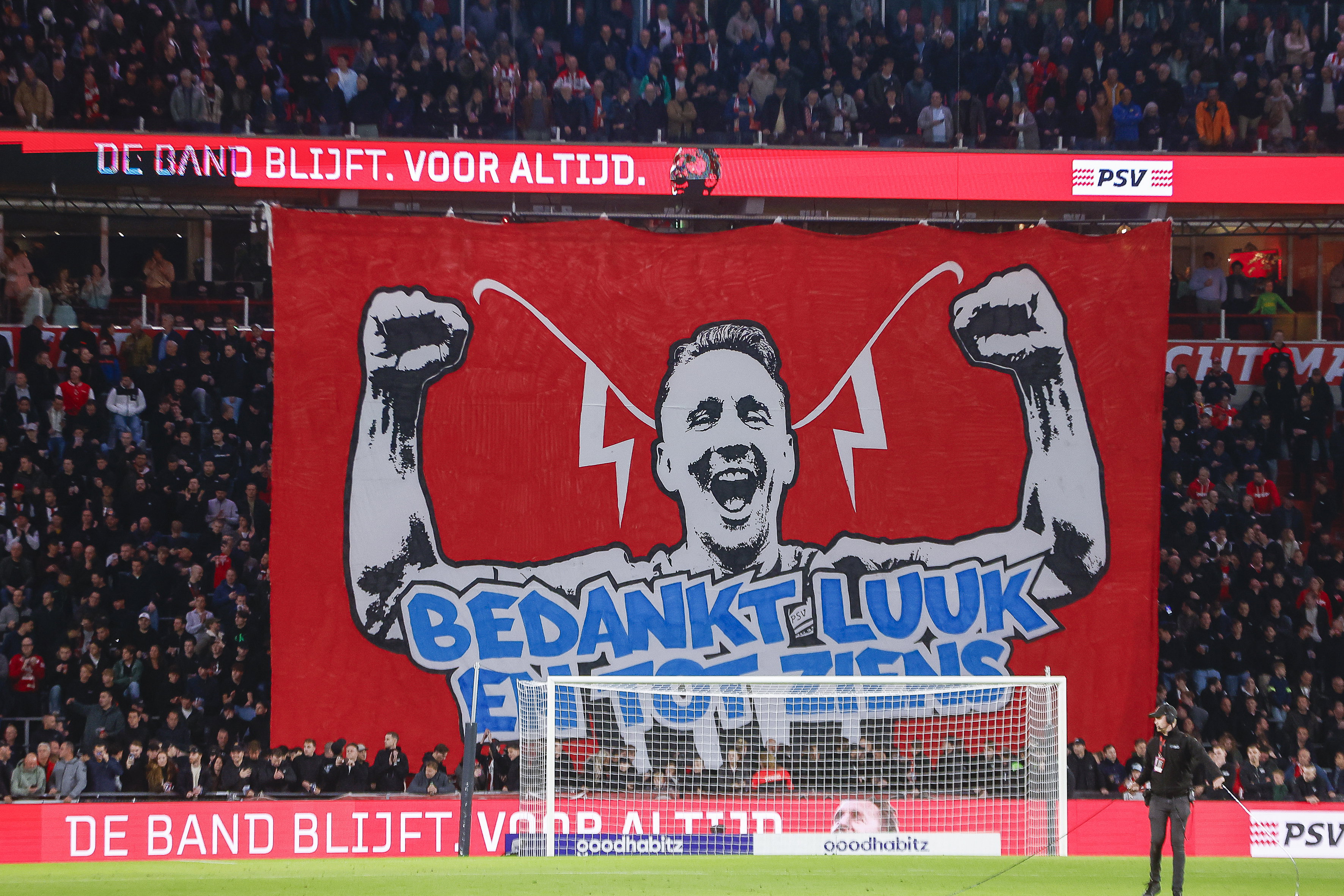 Het spandoek bij het afscheid van Luuk de Jong