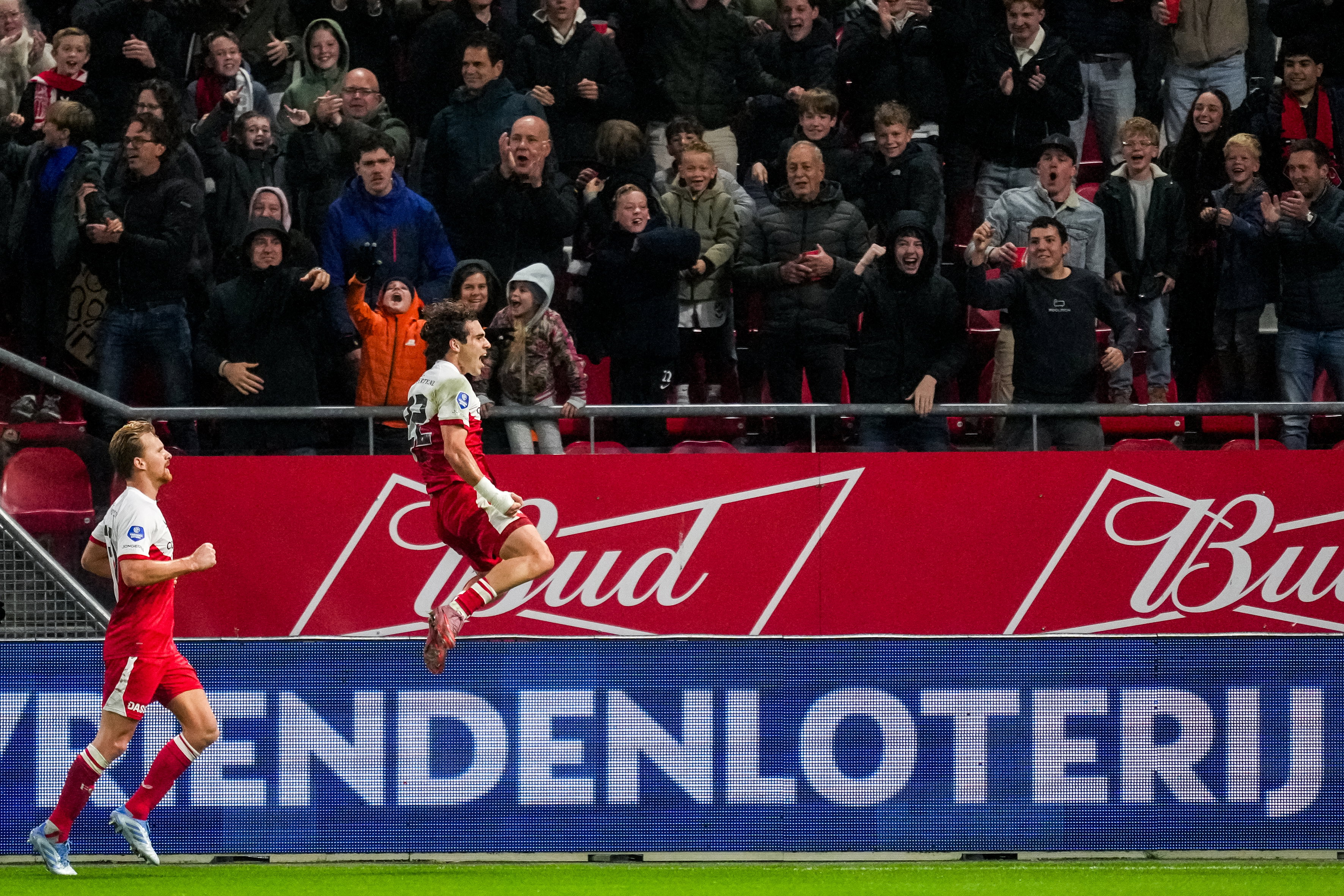 Miguel Rodríguez juicht