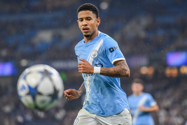 Sávio namens Manchester City in de Champions League
