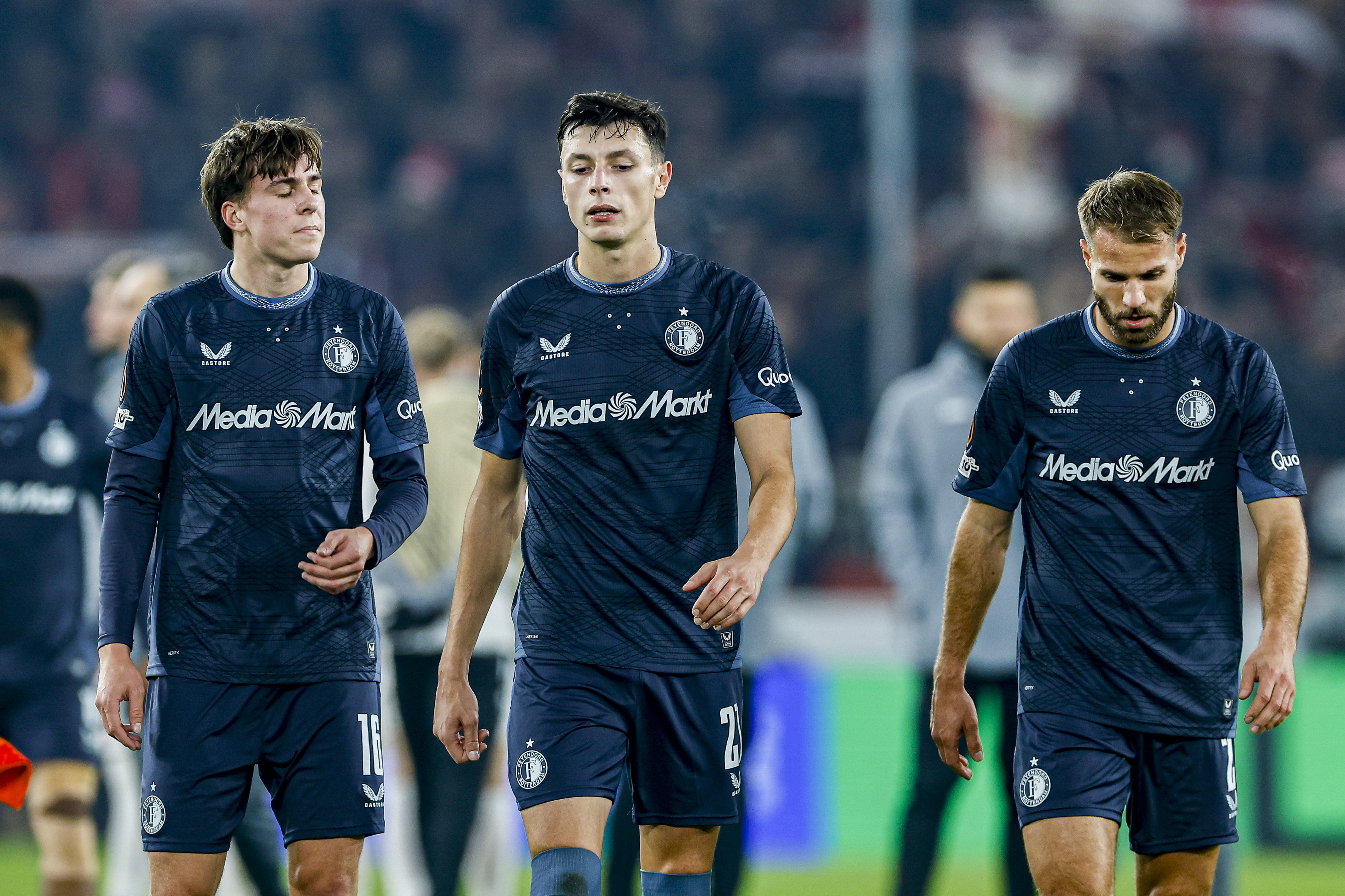 Leo Sauer, Anel Ahmedhodzic en Bart Nieuwkoop balen