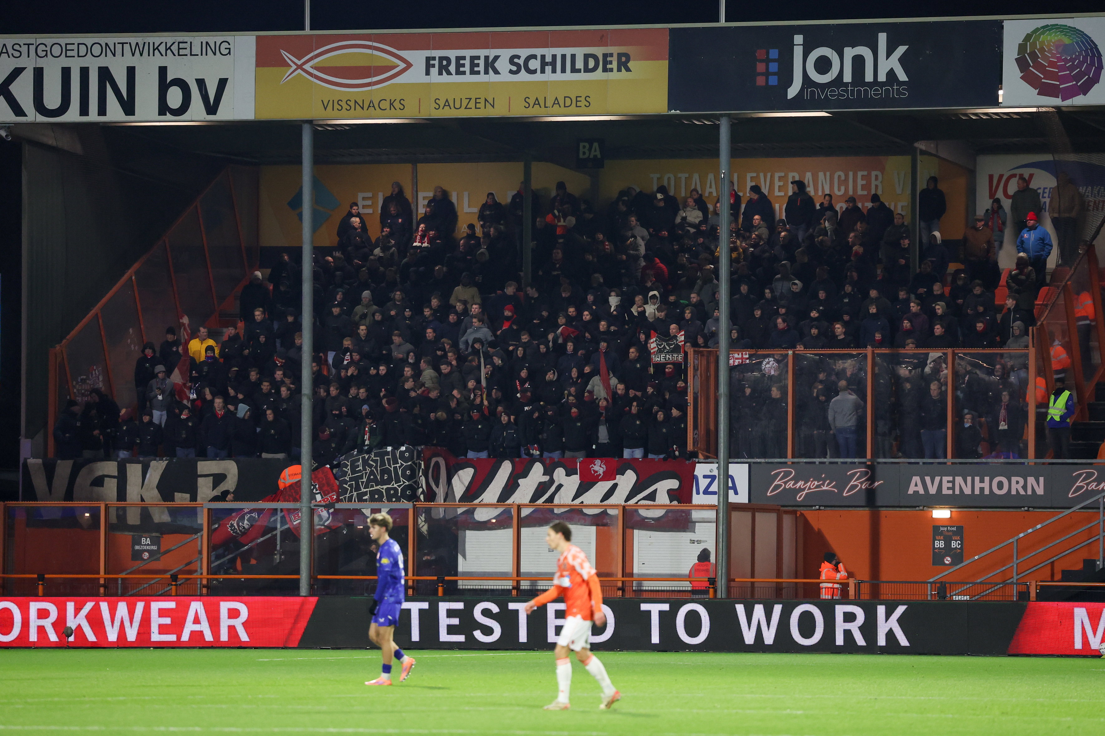 FC Twente-supporters in Volendam