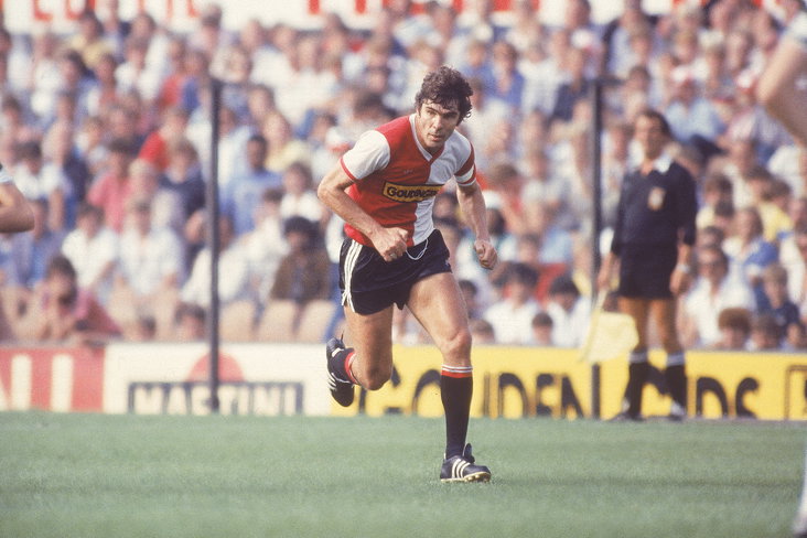 Willem van Hanegem in actie namens Feyenoord (1982/1983)