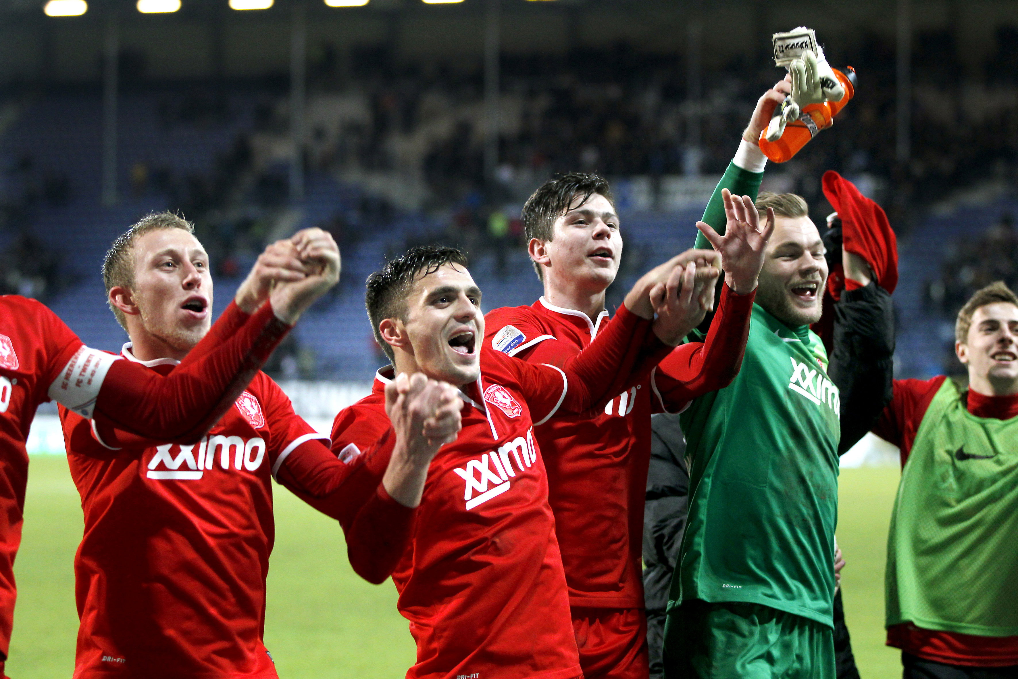 Dico Koppers naast Dusan Tadic