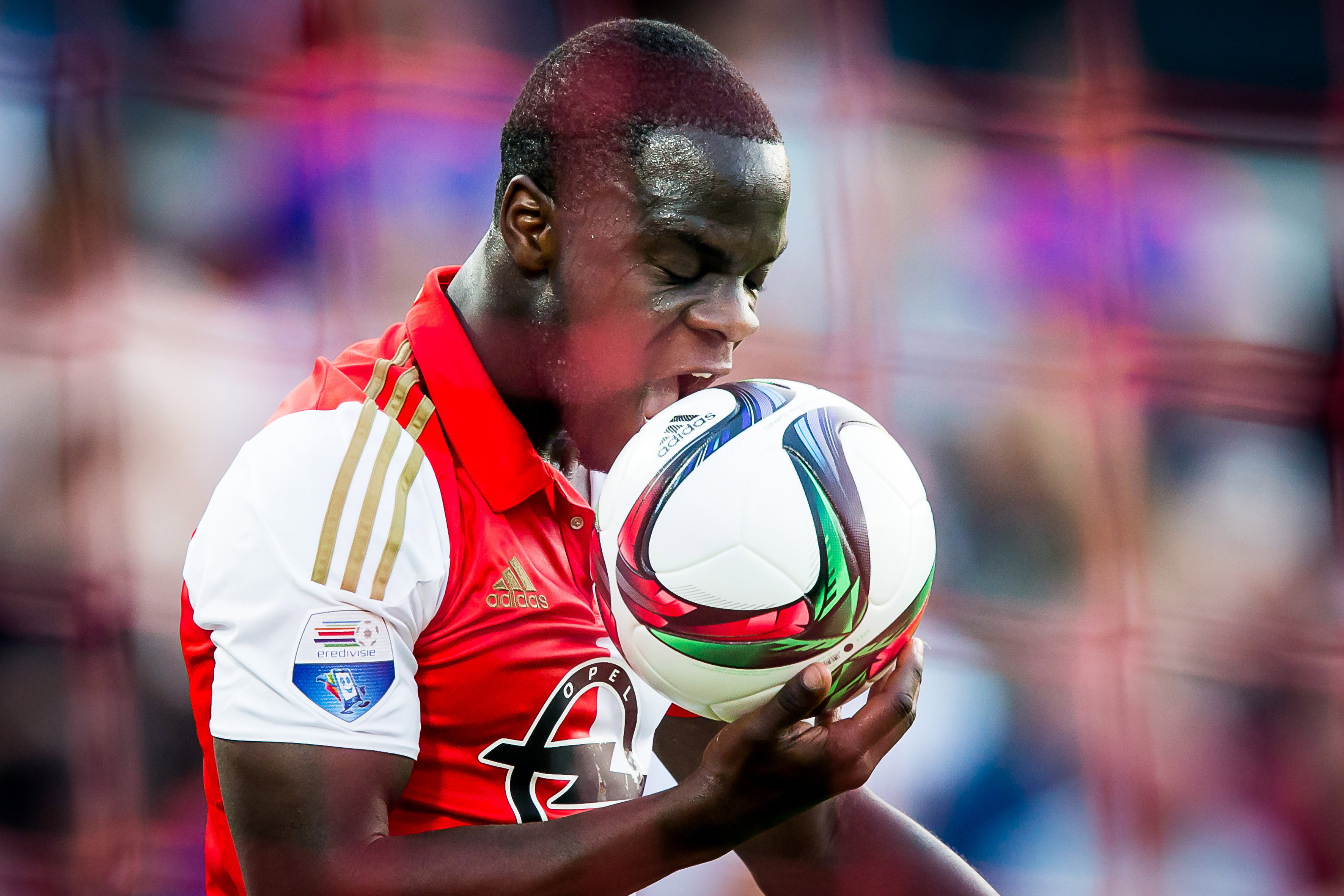 Elvis Manu bij Feyenoord