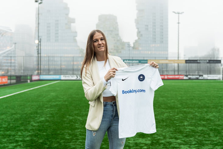 Corina Luijks tekent bij HERA United