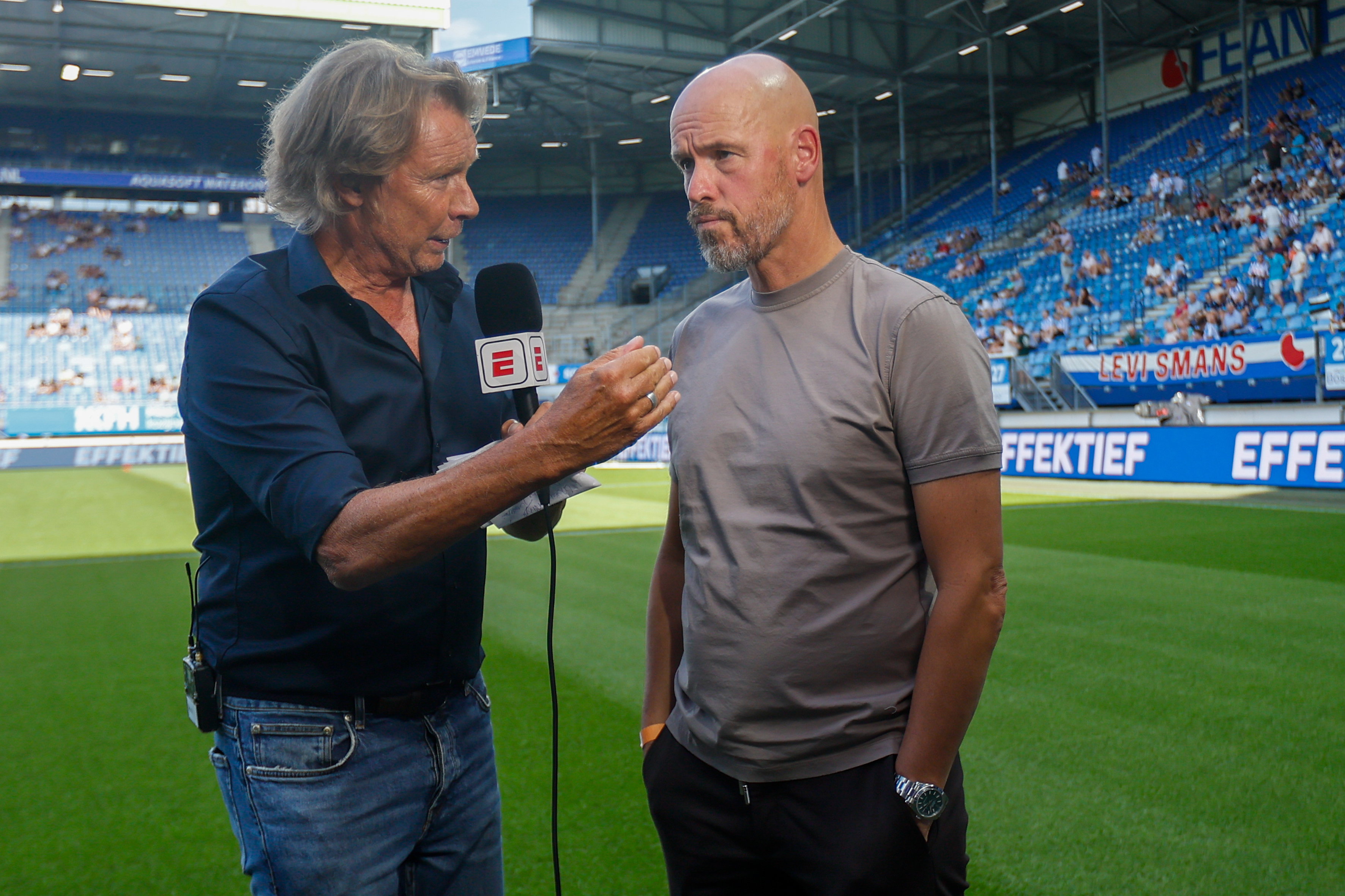 Hans Kraay junior in gesprek met Erik ten Hag