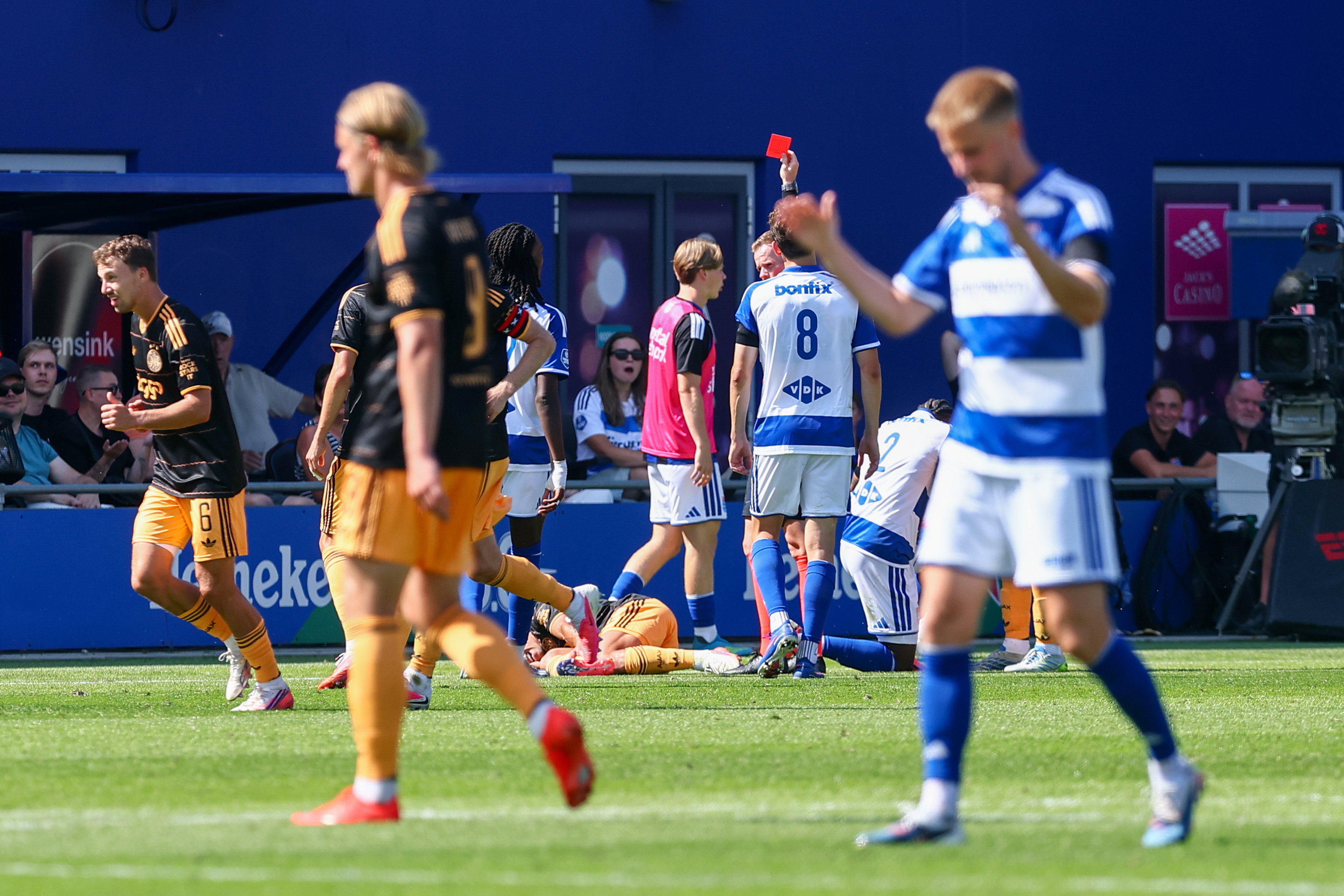Verdediger geschorst en mist uitwedstrijd van PEC bij Heerenveen