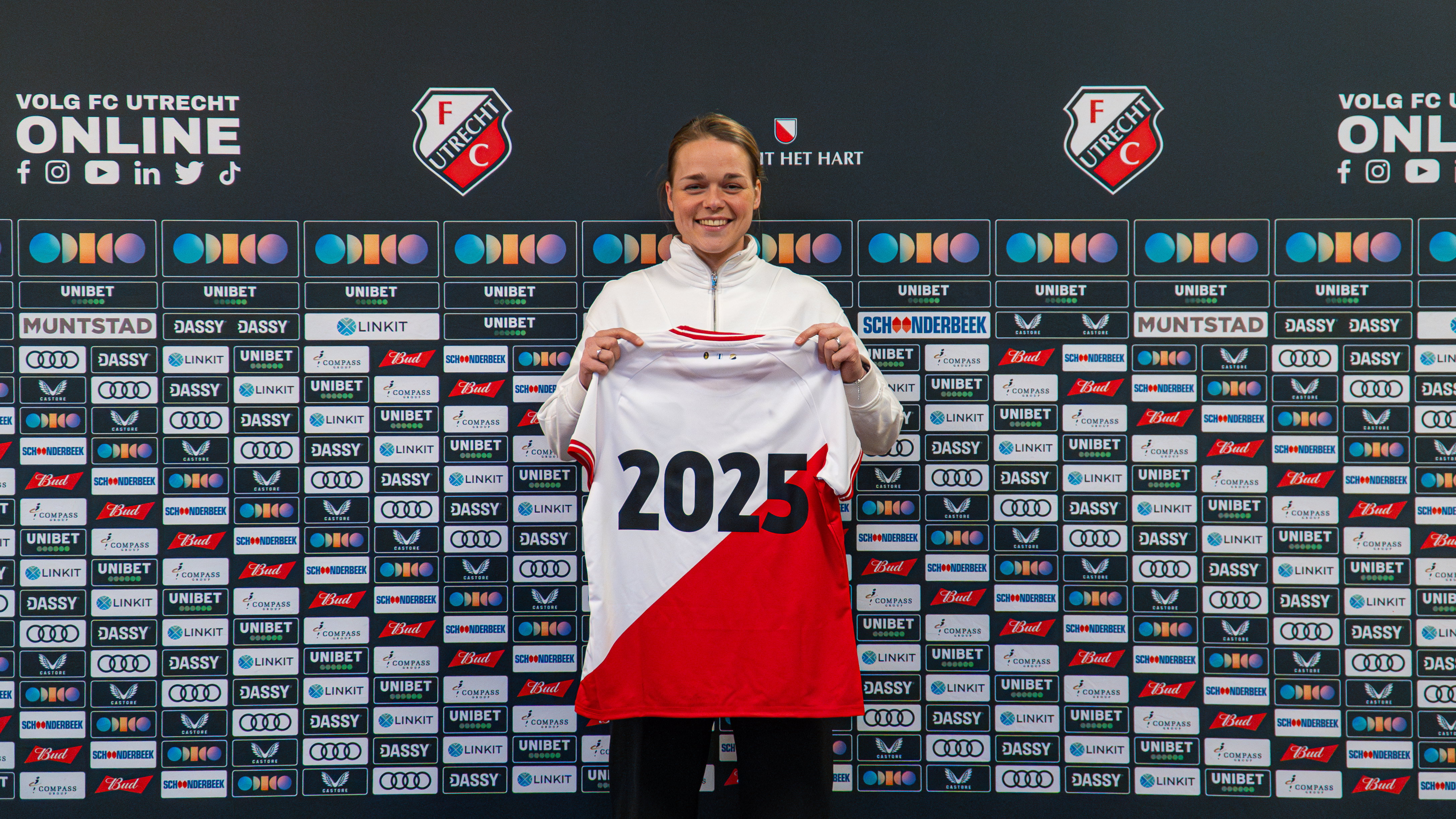 Ilse van der Zanden verlengt haar contract bij FC Utrecht
