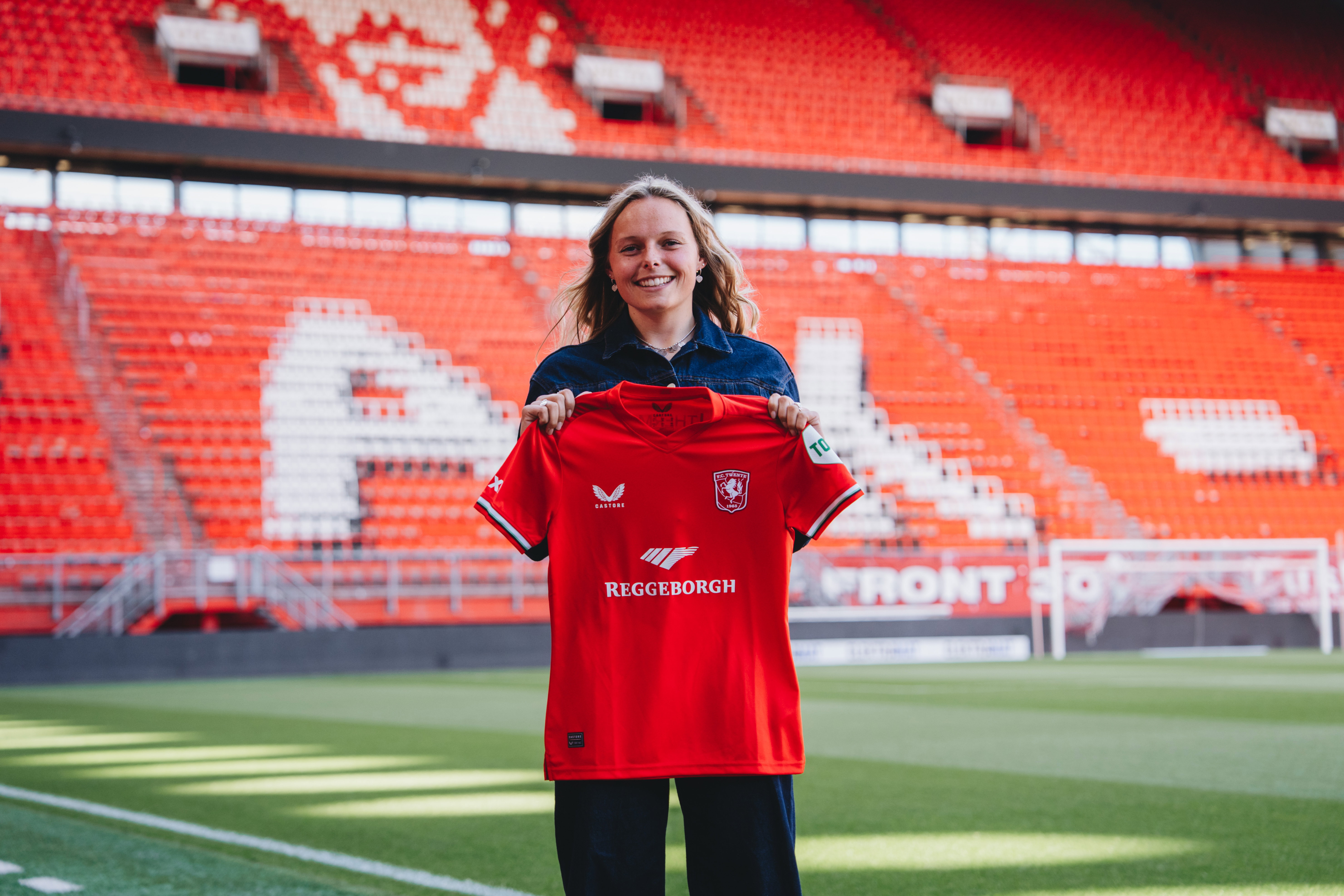 Jaimy Ravensbergen verlengt haar contract bij FC Twente