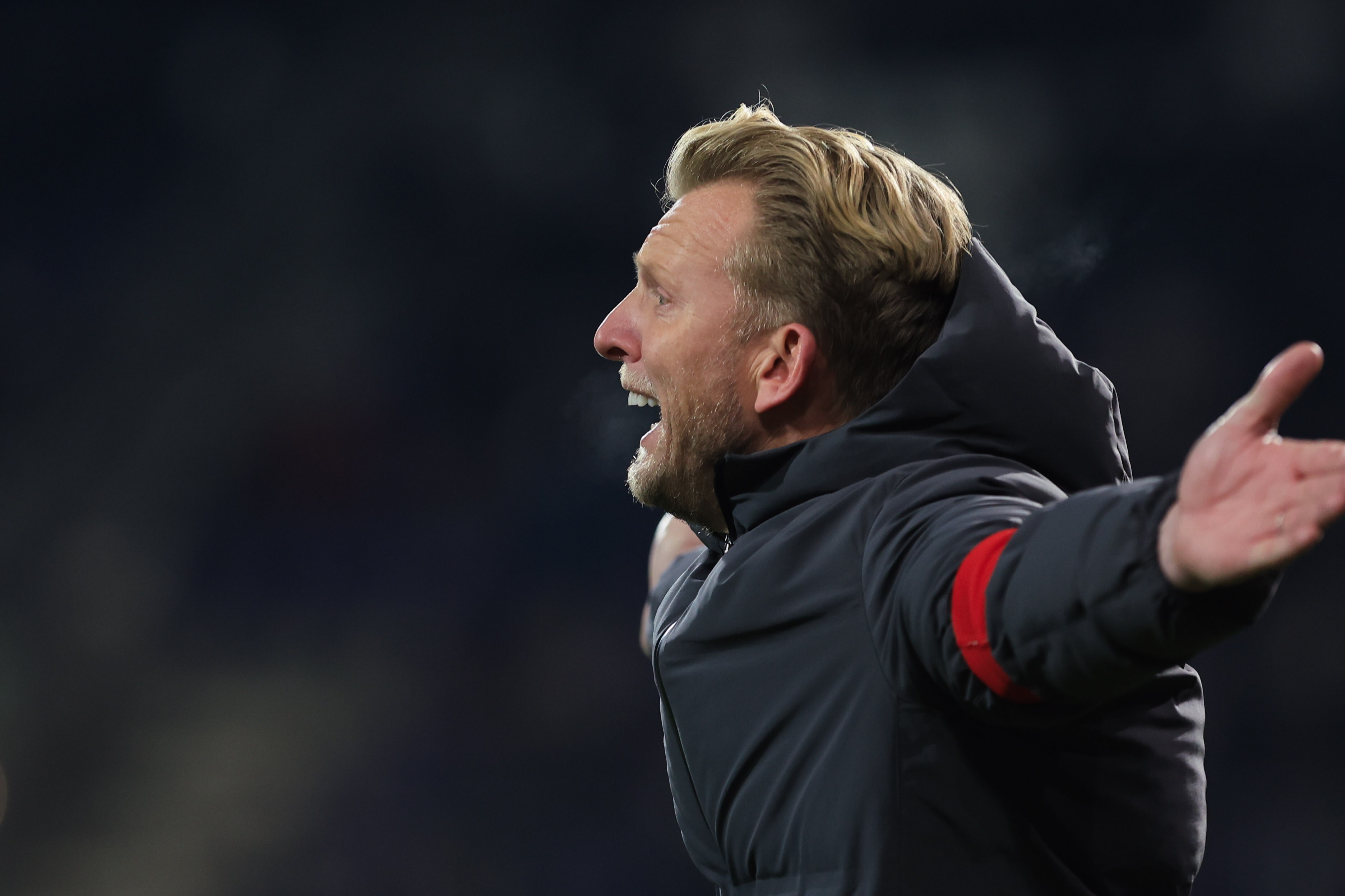 Dirk Kuijt als trainer van Beerschot