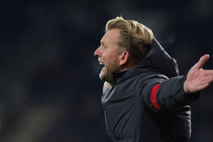 Dirk Kuijt als trainer van Beerschot