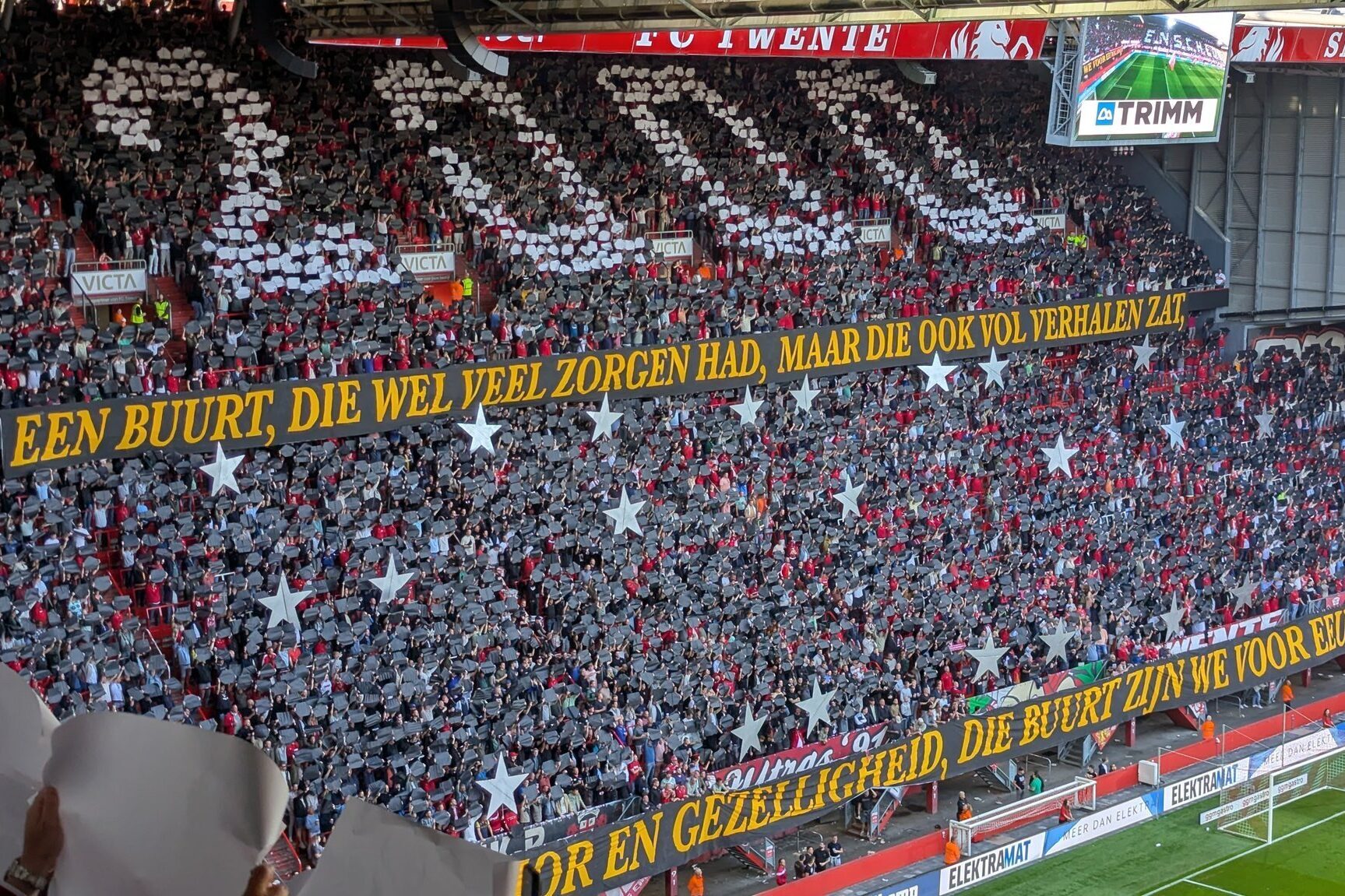 Eerbetoon bij FC Twente