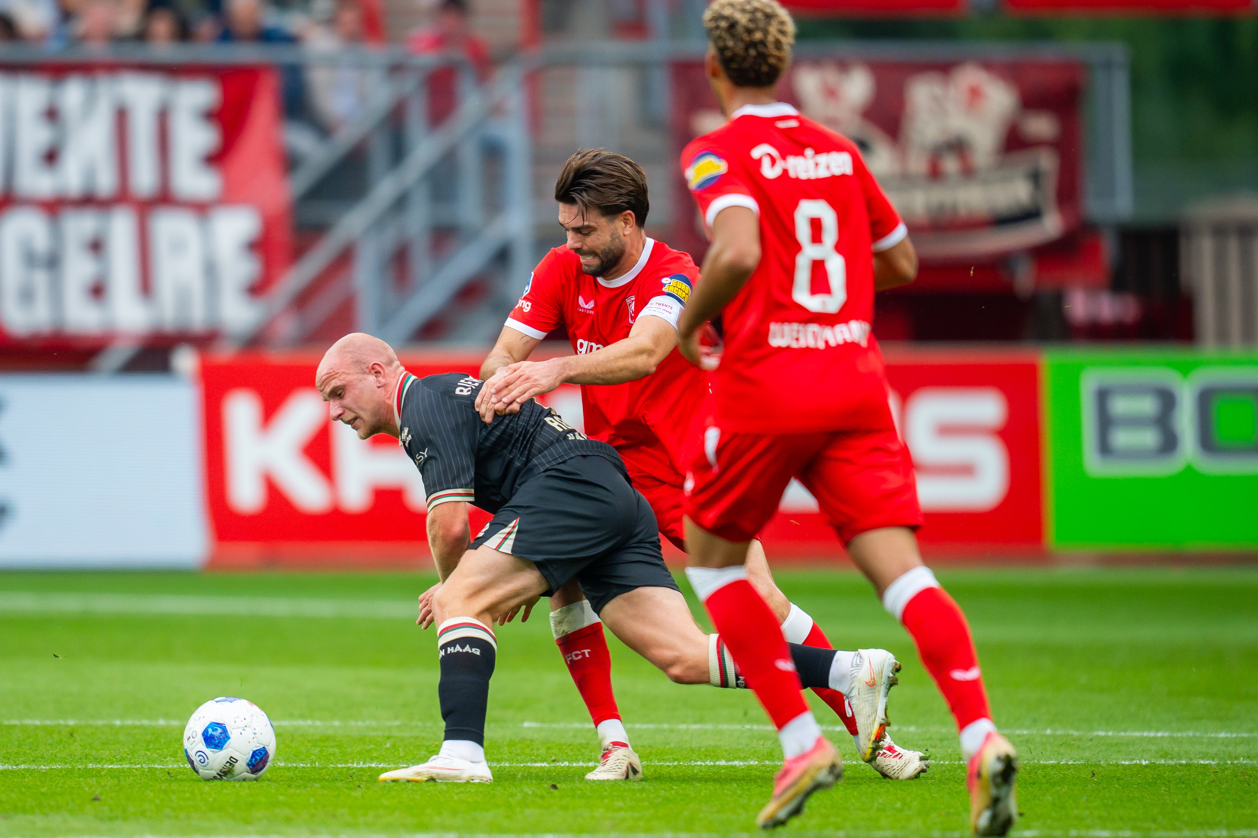 Evan Rottier en Robin Propper in duel