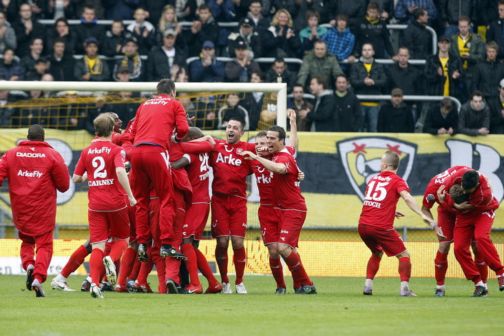 FC Twente-spelers vieren het kampioenschap