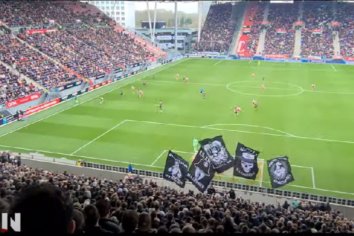 FC Utrecht fans in de Galgenwaard