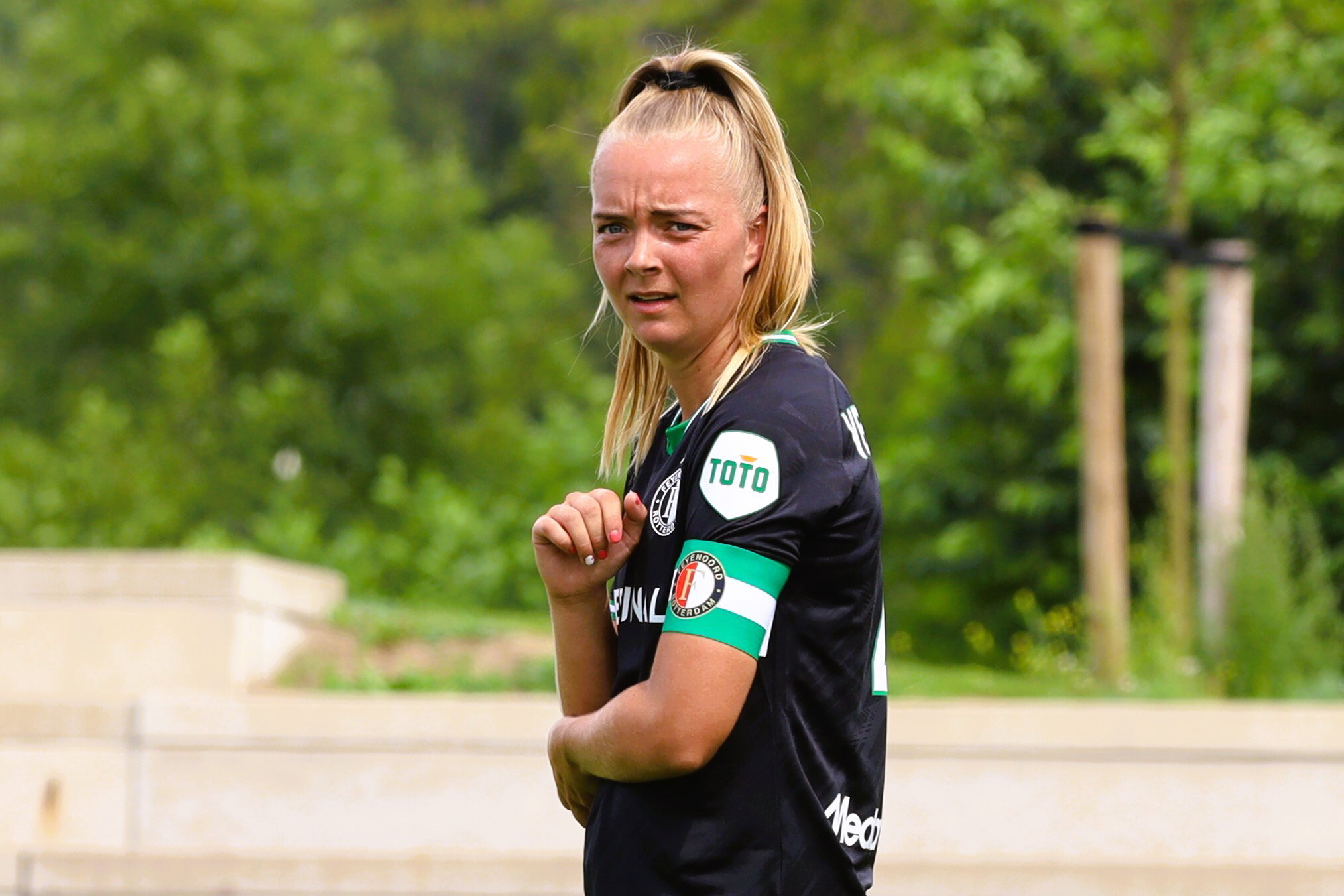 Amber Verspaget als captain bij Feyenoord