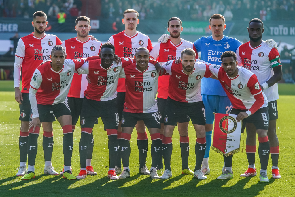 Feyenoord voorafgaand aan de bekerfinale tegen NEC
