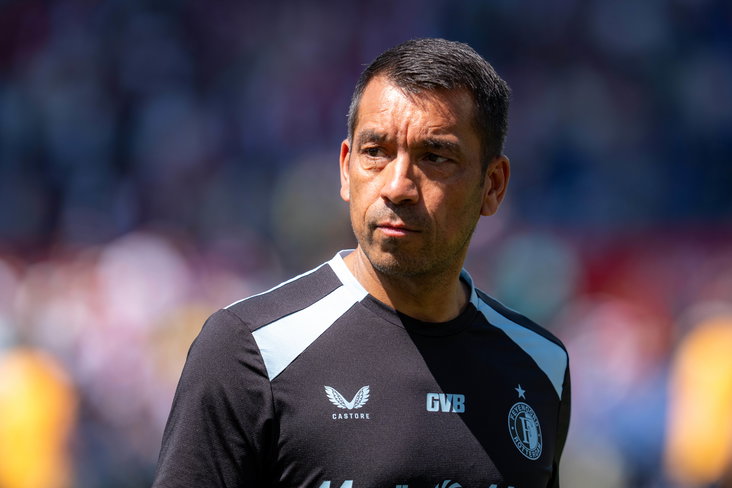 Giovanni van Bronckhorst in De Kuip