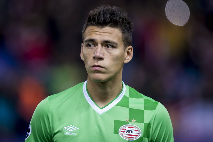 Hector Moreno namens PSV