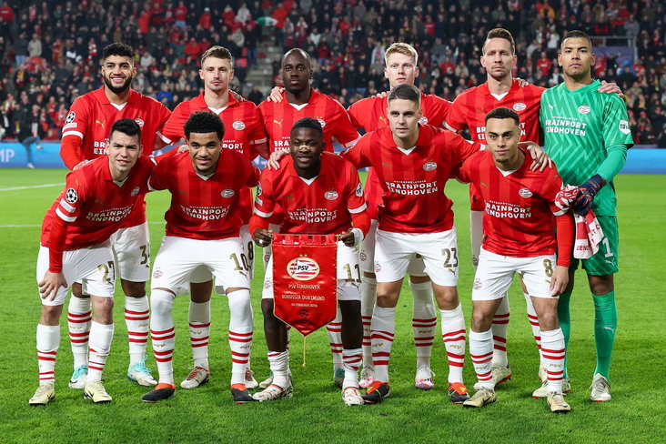 Het elftal van PSV dat het opnam tegen Borussia Dortmund