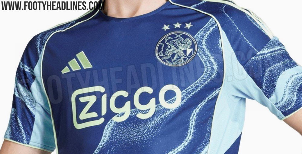 Het nieuwe shirt van Ajax, via Footy Headlines