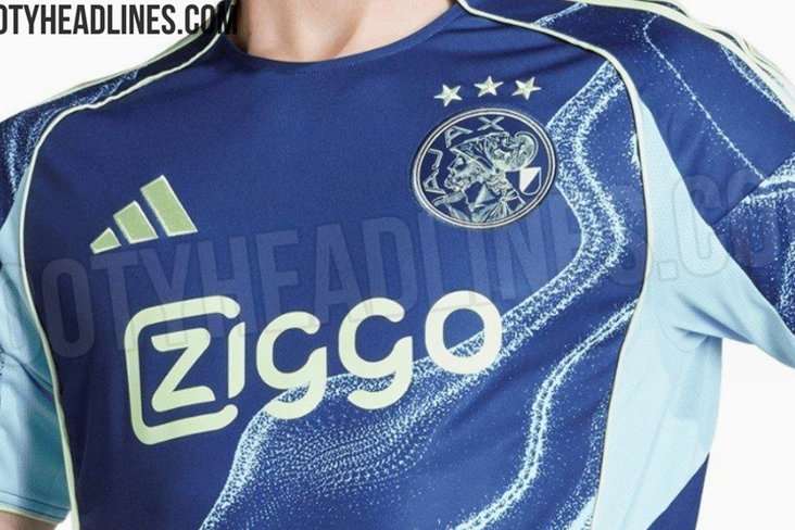 Het nieuwe shirt van Ajax, via Footy Headlines