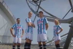 Het nieuwe thuisshirt van SC Heerenveen